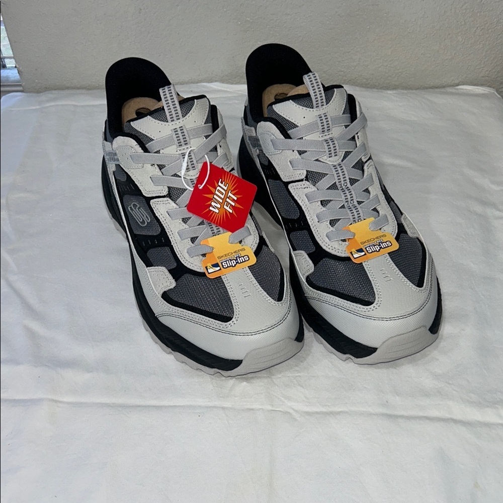 Skechers Men's Black and Gray Athletic Sneakers